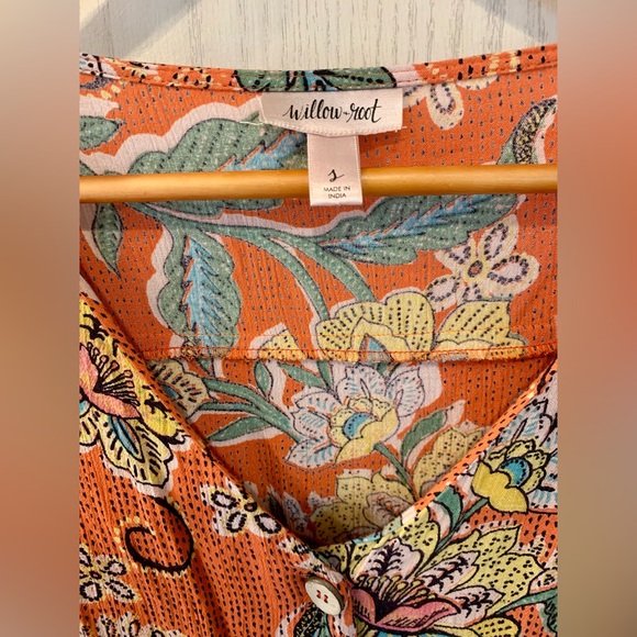 Willow & Root Floral Blouse - Picture 6 of 11